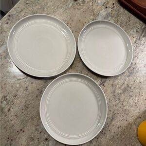 Crate&Barrel Classic Cream Dinner Plate Trio